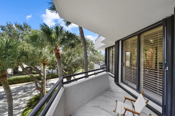 $799,000 | 3322 Casseekey Island Road, Unit 302, Jupiter, FL 33477