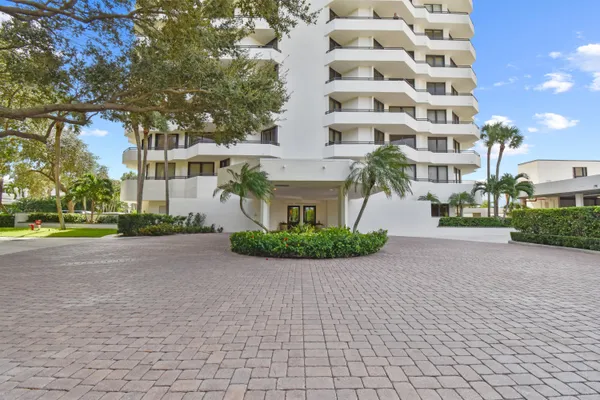$799,000 | 3322 Casseekey Island Road, Unit 302, Jupiter, FL 33477