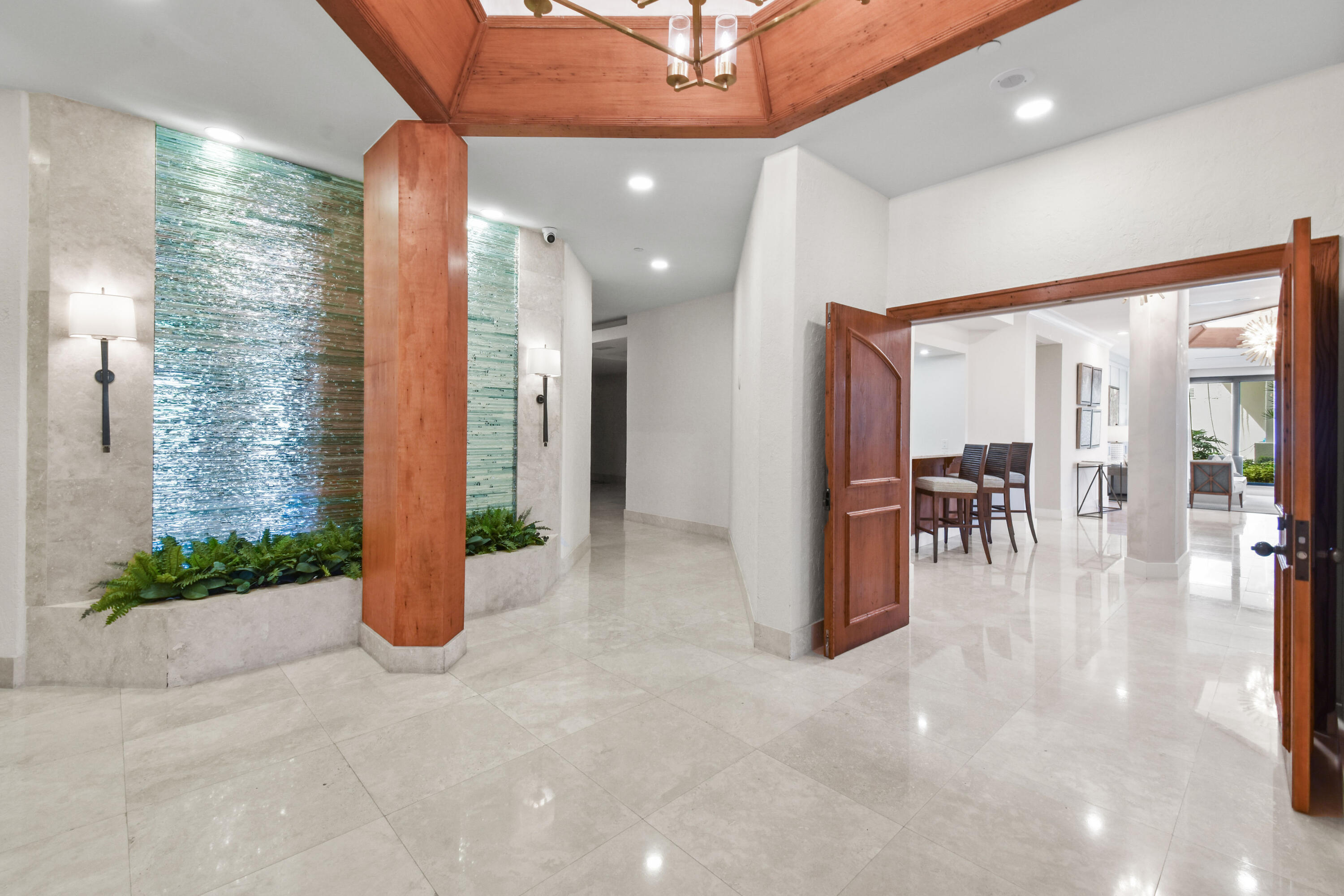 3322 Casseekey Island Road, Unit 302 Jupiter, FL 33477 - Photo 5 of 56 Lobby