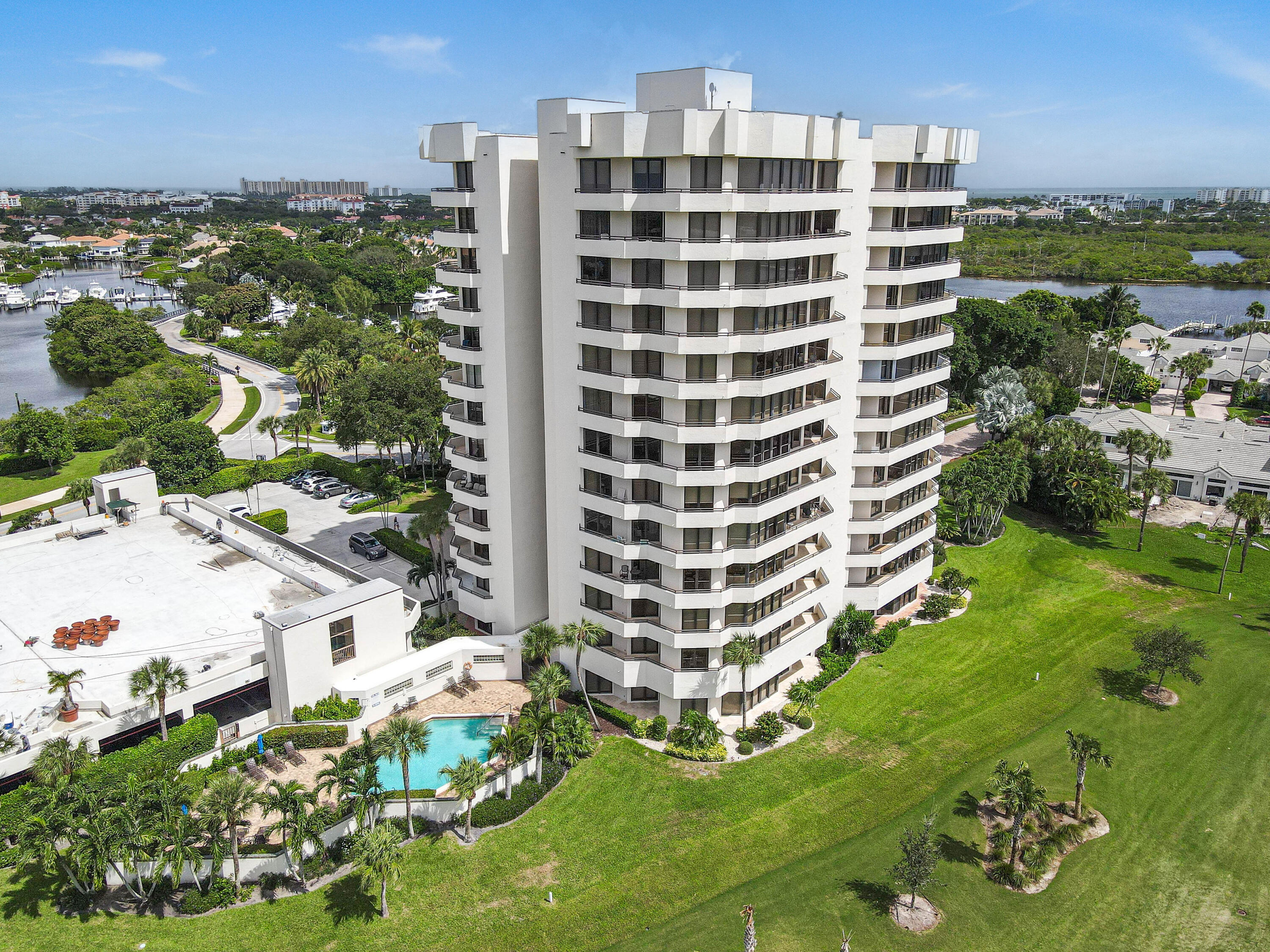 3322 Casseekey Island Road, Unit 302 Jupiter, FL 33477 - Photo 51 of 56 3322CasseekeyIslandRdApt302Aerials(3)