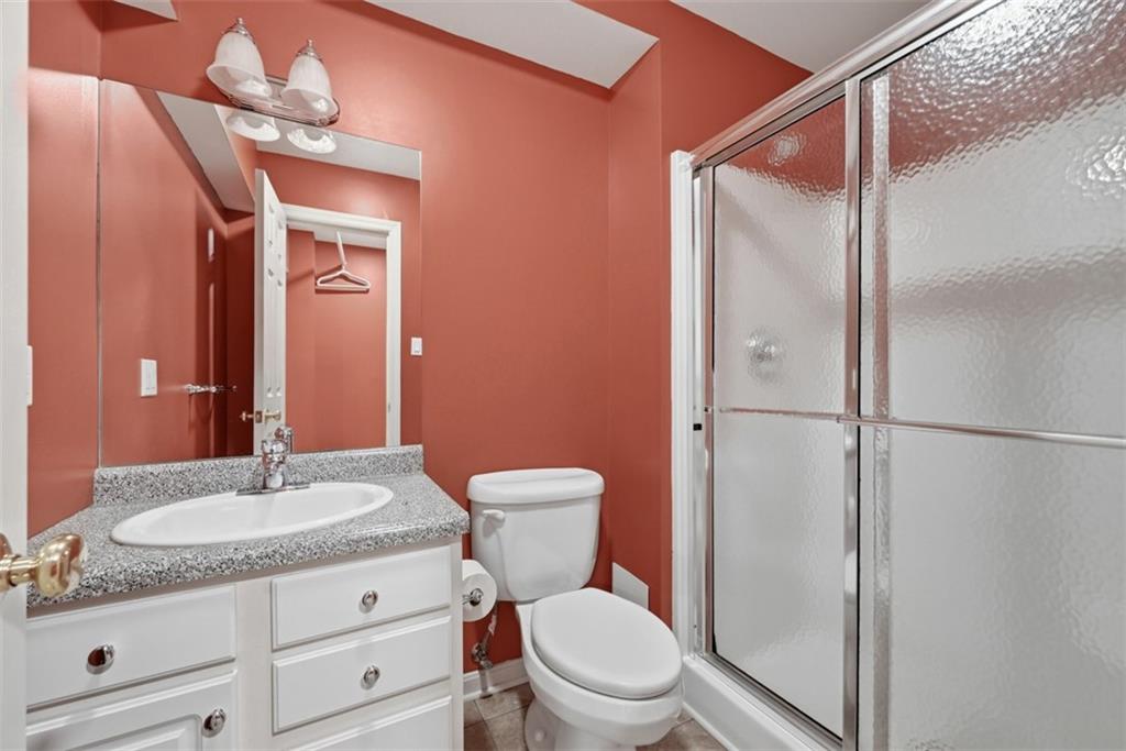 39 Windsor Road Pittsburgh, PA 15215 - Photo 35 of 49 Lower Level Bathroom