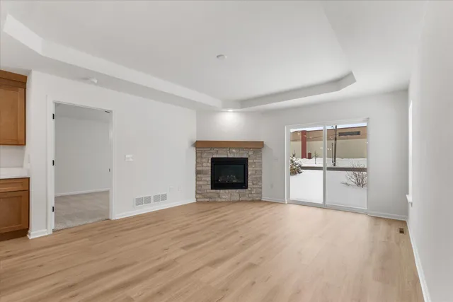 $399,900 | 508 Hunter Oaks Boulevard, Unit 902, Watertown, WI 53094