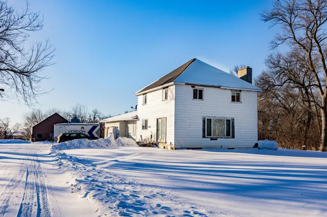 $185,000 | 38886 Highway 59, Waubun, MN 56589