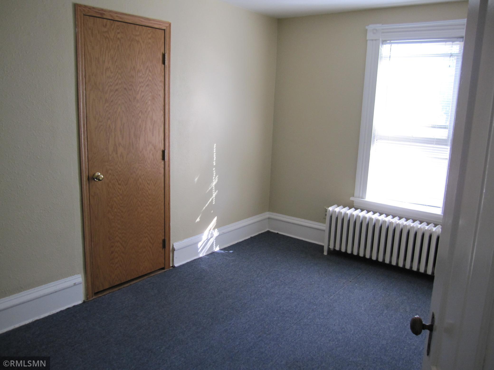 804 South 4th Street St. Peter, MN 56082 - Photo 18 of 42