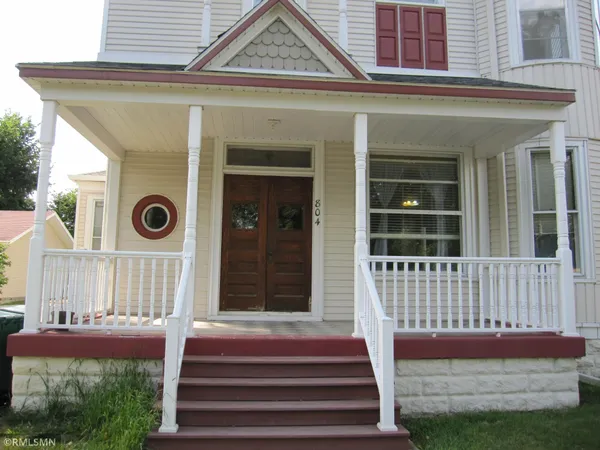 $389,000 | 804 South 4th Street, St. Peter, MN 56082