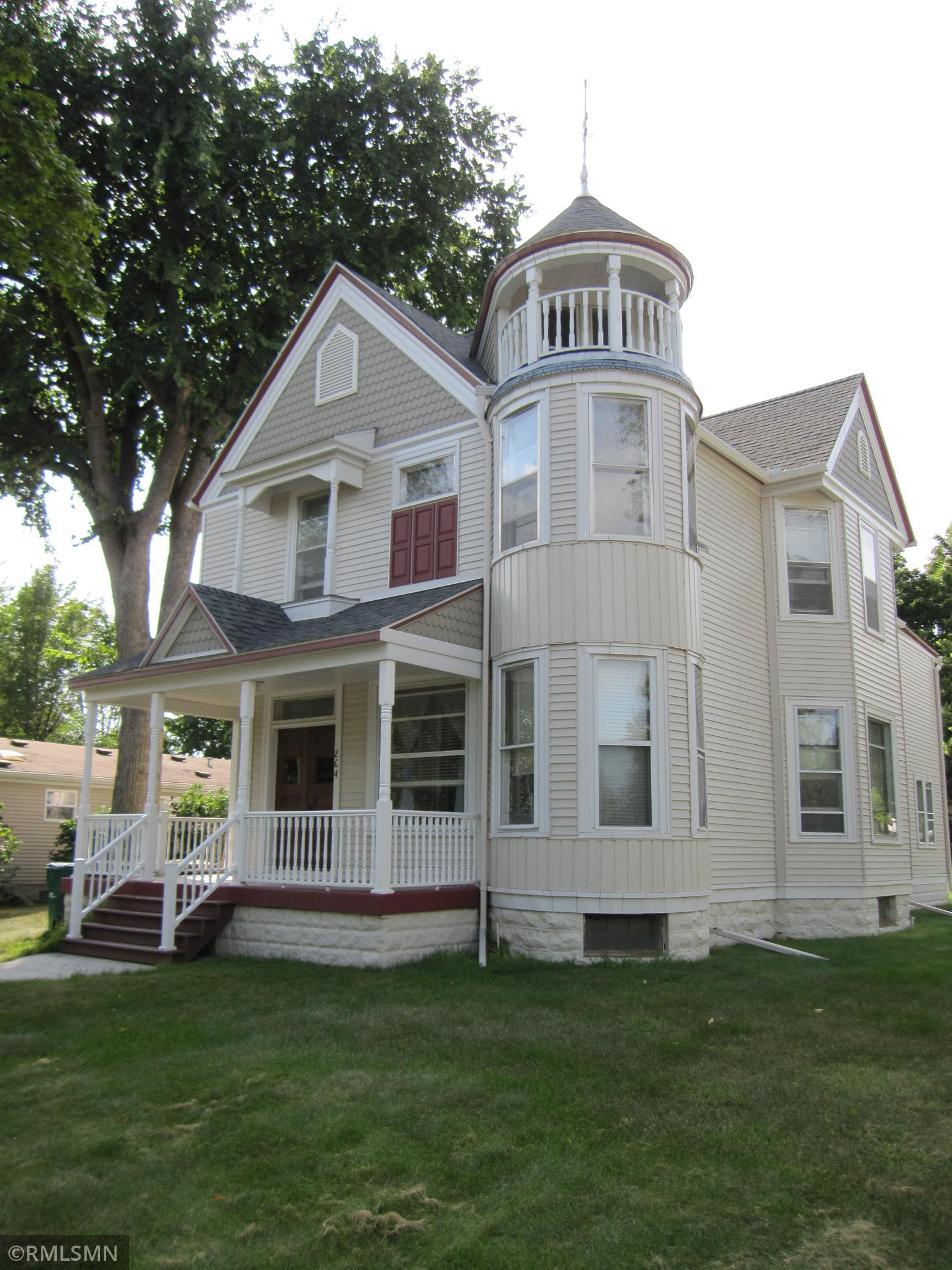 804 South 4th Street St. Peter, MN 56082 - Photo 3 of 42