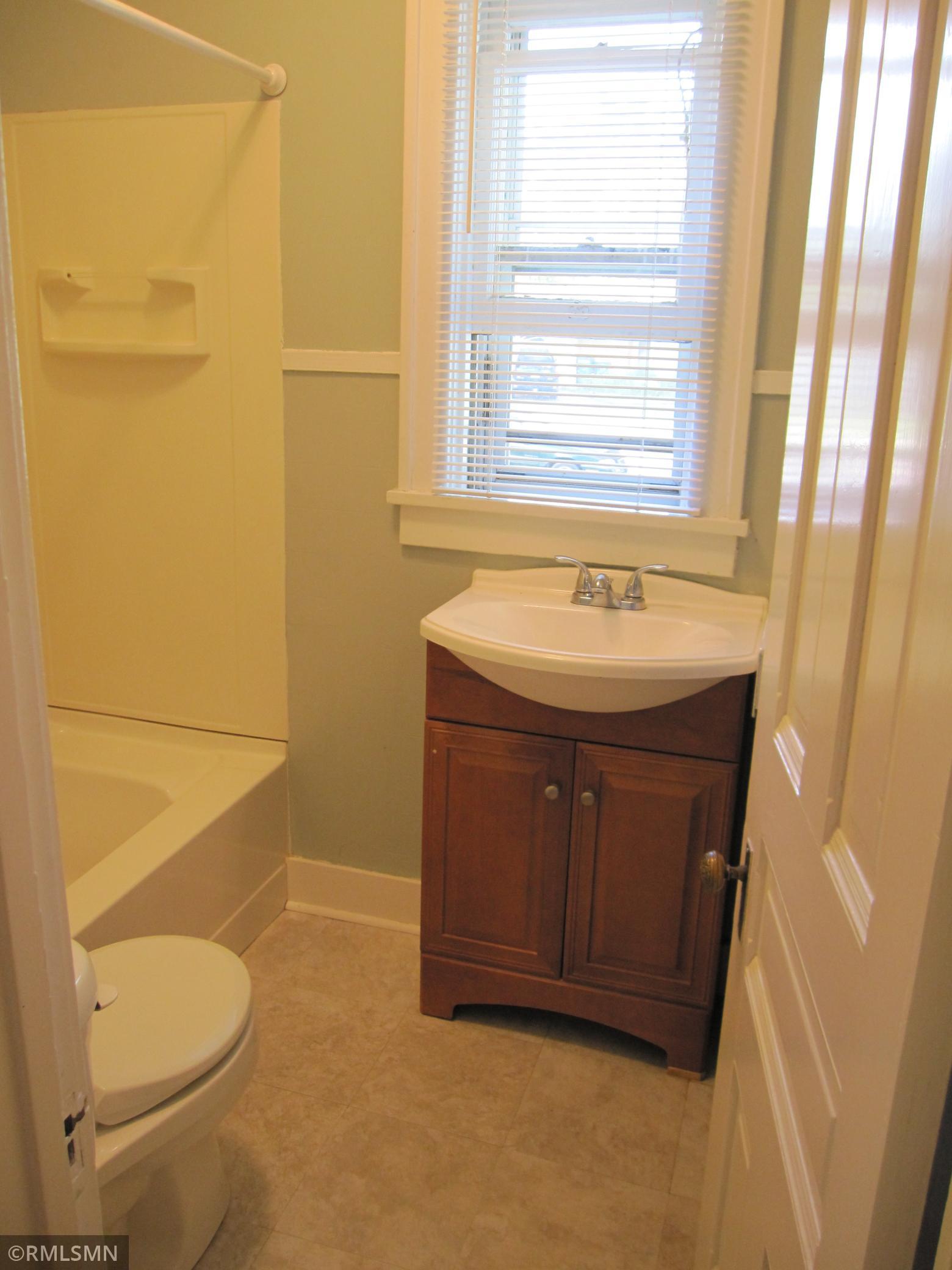 804 South 4th Street St. Peter, MN 56082 - Photo 34 of 42