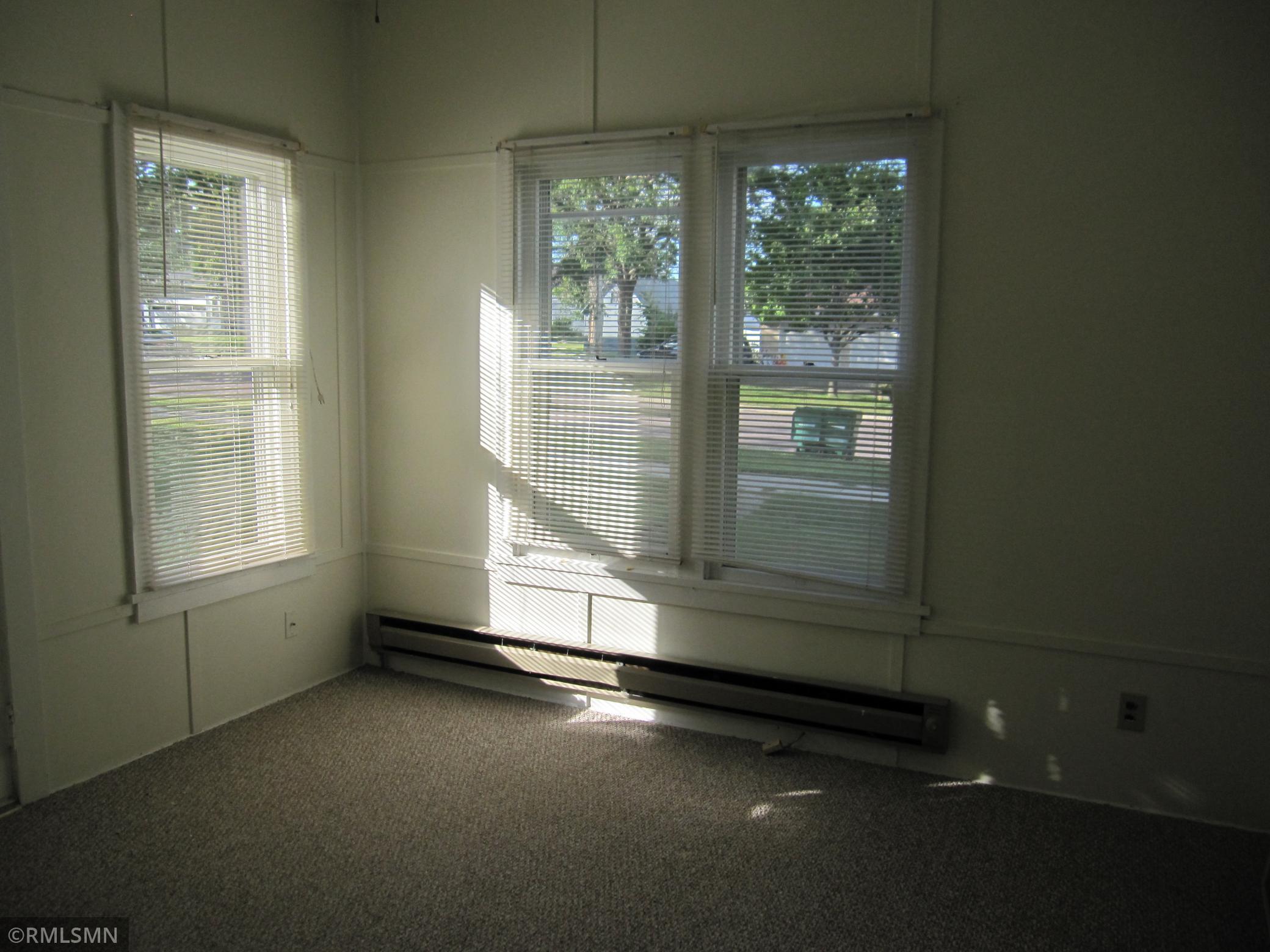 804 South 4th Street St. Peter, MN 56082 - Photo 36 of 42