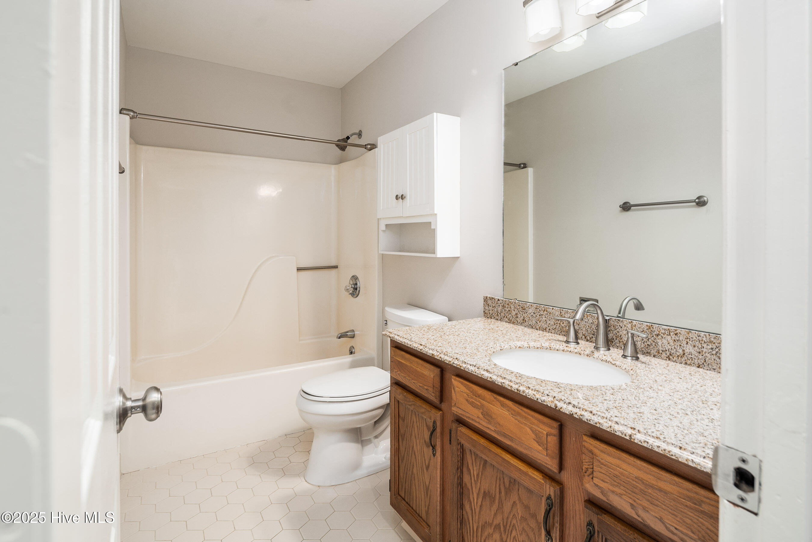 2043 Quail Ridge Road, Unit E Greenville, NC 27858 - Photo 21 of 31 20250218 MLS M_Heinz 2043 Quail Ridge Rd