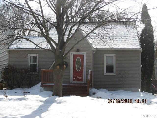 5801 Crescent Road Waterford, MI 48327 - Photo 1 of 29 IMG_7343.JPG