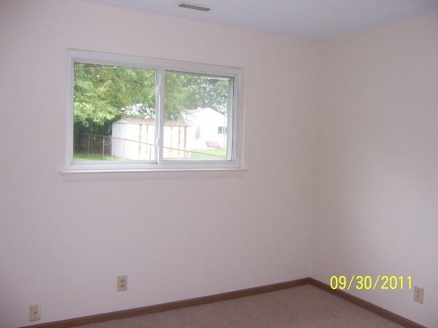 2633 Denmark Road Columbus, OH 43232 - Photo 8 of 10 Gallery Image 8