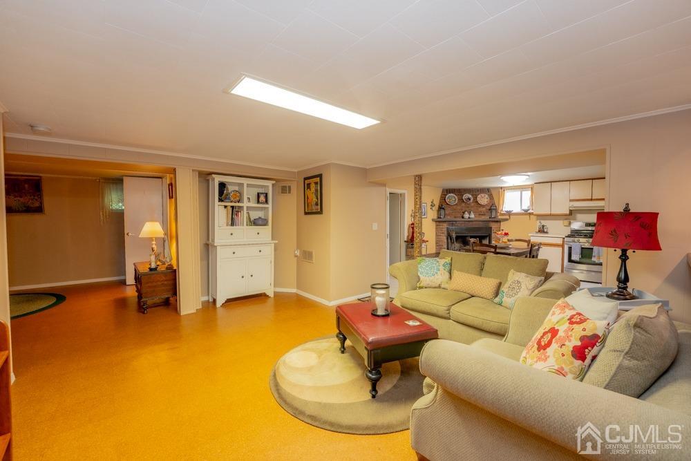 159 Jeffery Road Colonia, NJ 07067 - Photo 15 of 23 Gallery Image 15