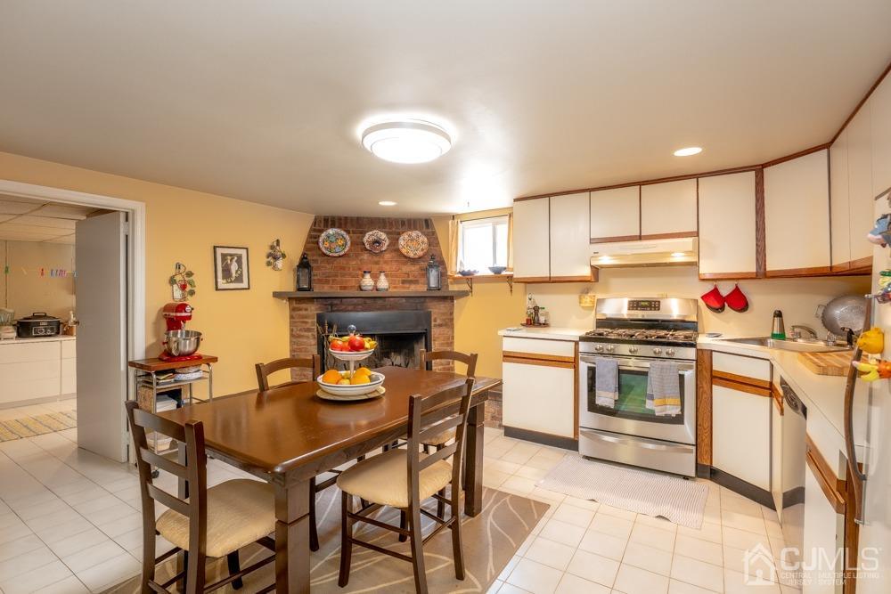 159 Jeffery Road Colonia, NJ 07067 - Photo 18 of 23 Gallery Image 18