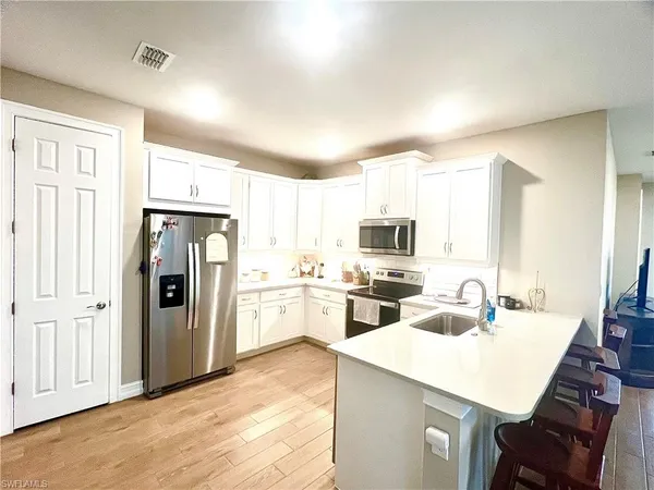 $2,575 | 1130 Rolling Brook Lane, Naples, FL 34114