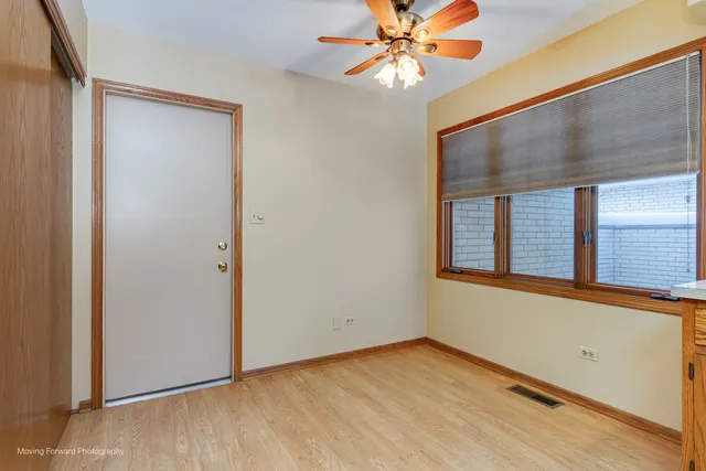 $350,000 | 7709 West 158th Court, Orland Park, IL 60462