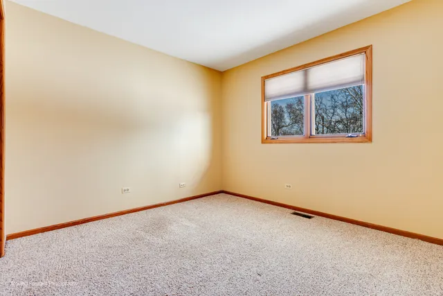 $350,000 | 7709 West 158th Court, Orland Park, IL 60462