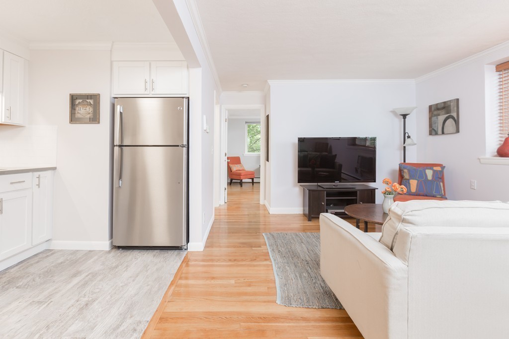 135 Inman Street, Unit 9 Cambridge, MA 02139 - Photo 4 of 8