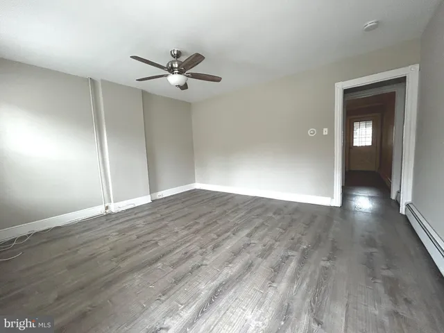 $1,875 | 73 West 5th Street, Bridgeport, PA 19405