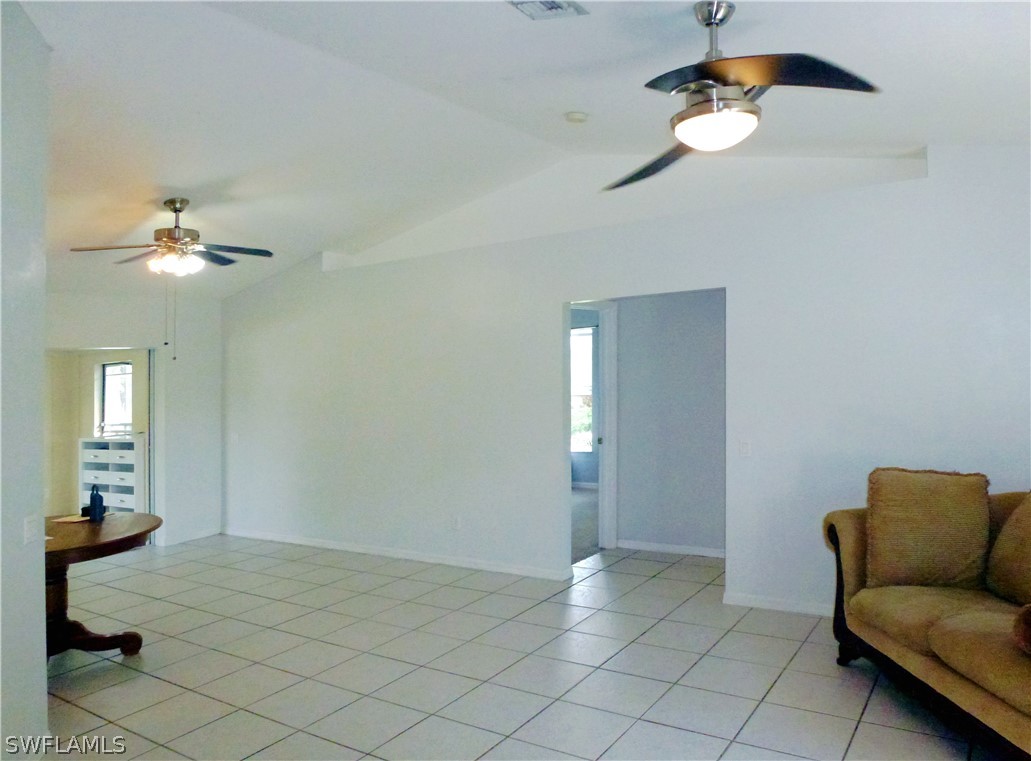 18469 Sunflower Road Fort Myers, FL 33967 - Photo 4 of 25 Gallery Image 4