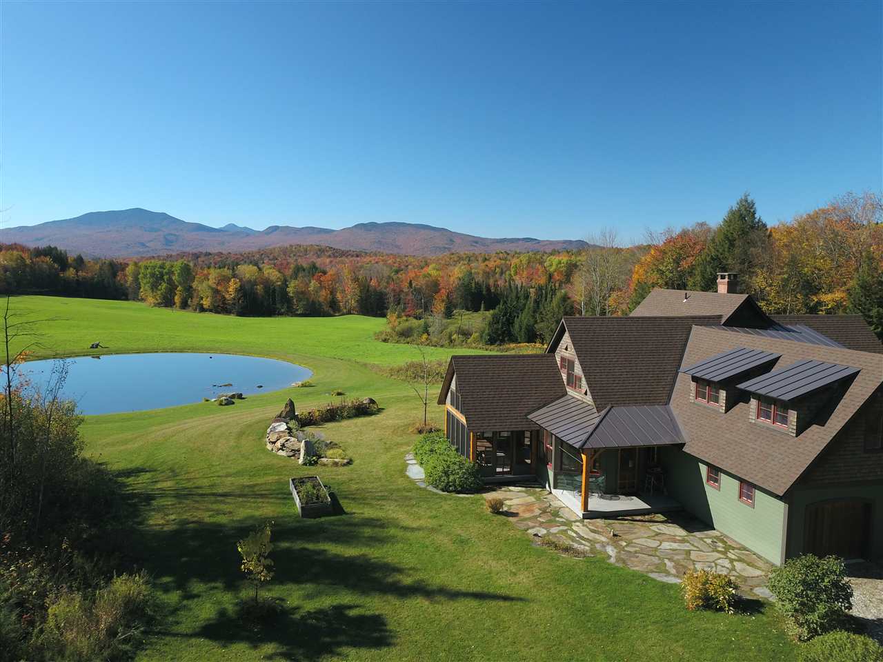 377 Mackey Road Johnson, VT 05656 - Photo 15 of 31