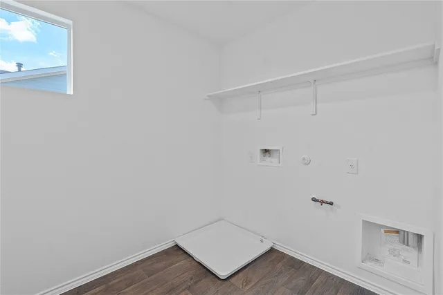 $285,990 | 313 Puerto Plata Avenue, Bastrop, TX 78602