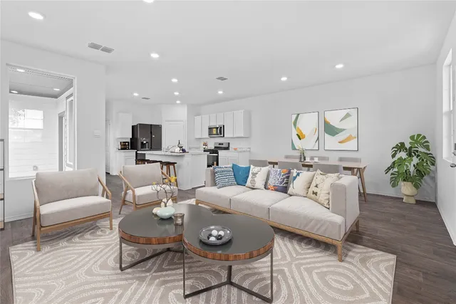 $285,990 | 313 Puerto Plata Avenue, Bastrop, TX 78602