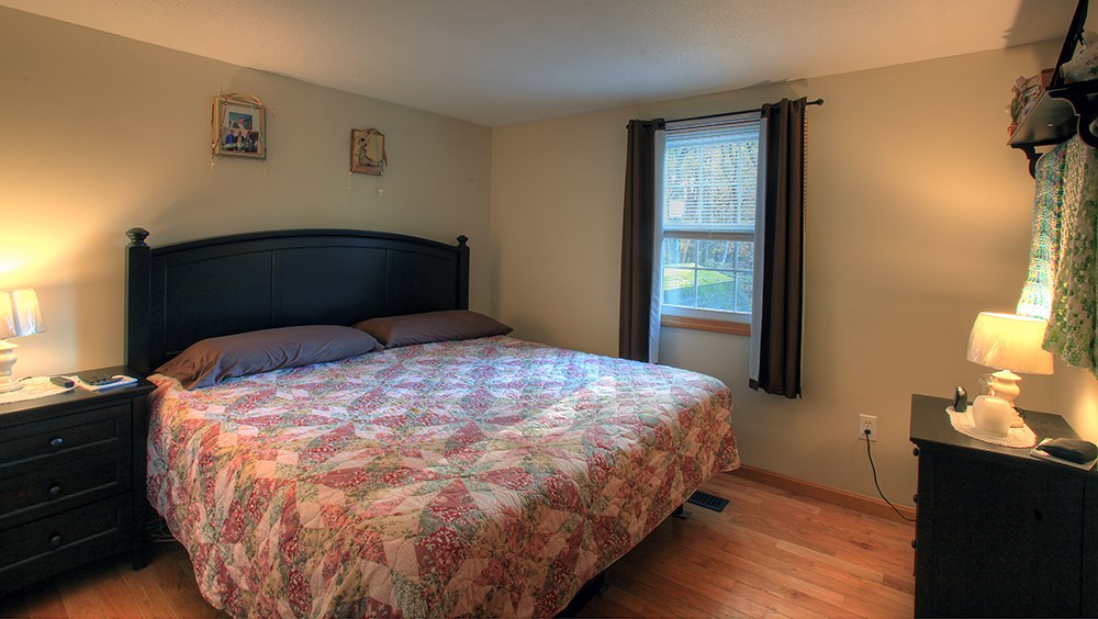 207 High Range Road Londonderry, NH 03053 - Photo 11 of 16