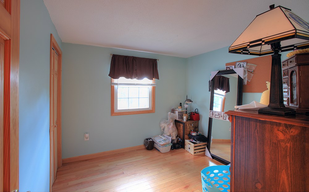 207 High Range Road Londonderry, NH 03053 - Photo 13 of 16