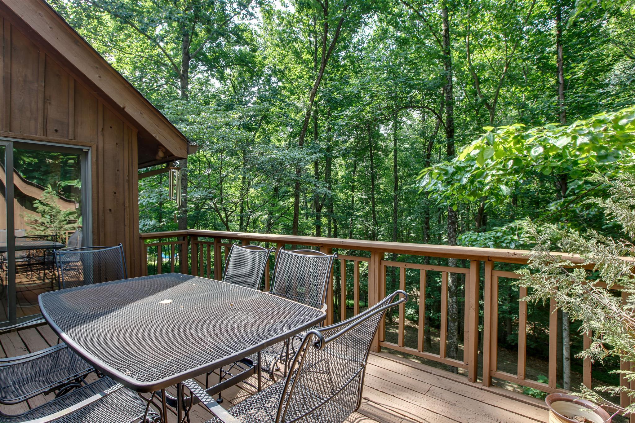 823 High Point Ridge Road Franklin, TN 37069 - Photo 29 of 30 a view of balcony with wooden floor and outdoor seating