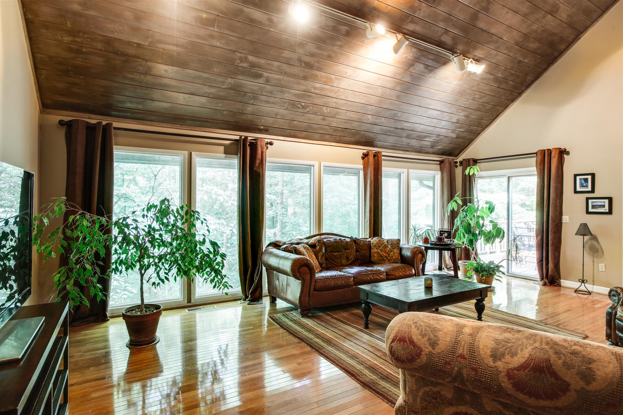 823 High Point Ridge Road Franklin, TN 37069 - Photo 7 of 30 a living room with furniture and a large window