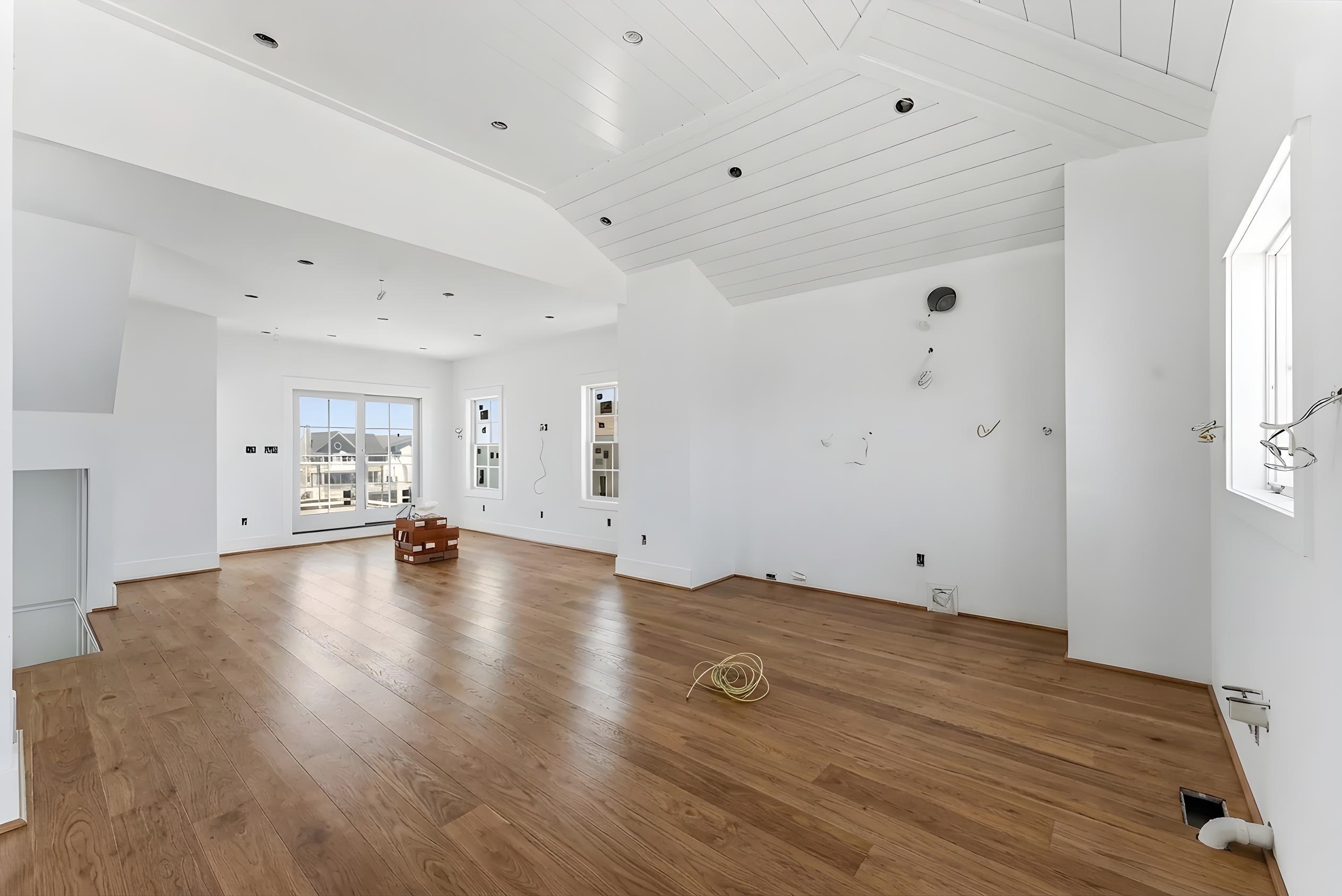 8527 3rd Stone Harbor, NJ 08247 - Photo 11 of 28 a view of empty room with wooden floor