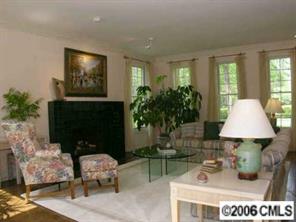 5516 Colony Road Charlotte, NC 28226 - Photo 4 of 8 Gallery Image 4