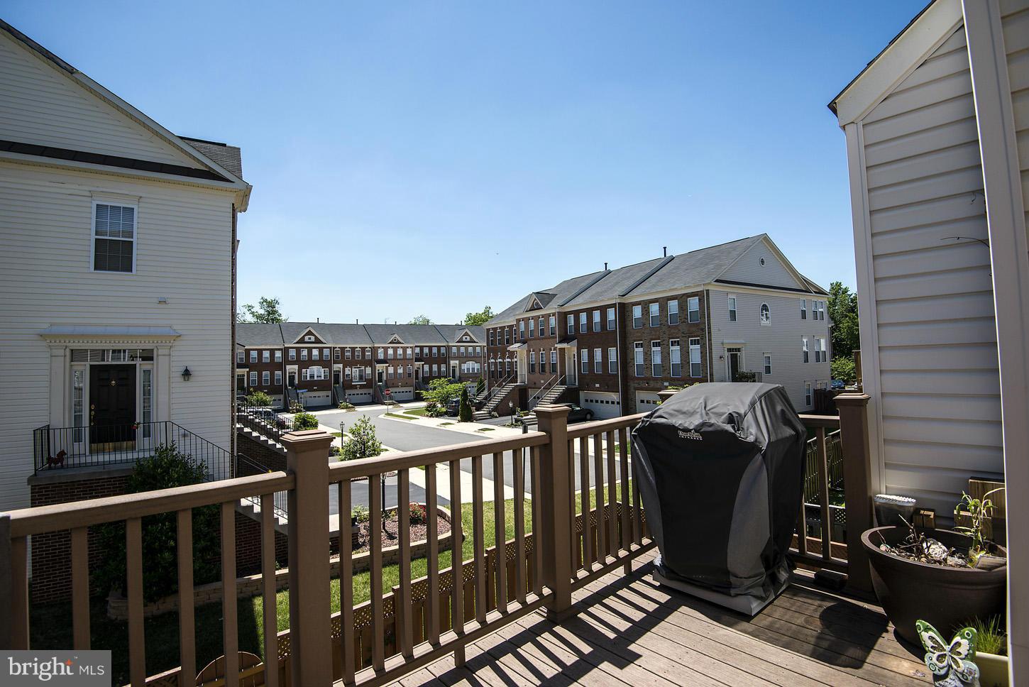 22062 Dilworth Square Broadlands, VA 20148 - Photo 35 of 35 Exterior (Rear)