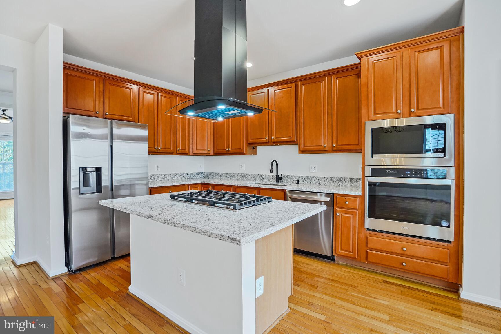 22062 Dilworth Square Broadlands, VA 20148 - Photo 8 of 35