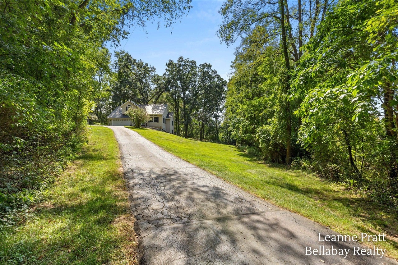 2575 Heath Road Hastings, MI 49058 - Photo 3 of 20 Gallery Image 3