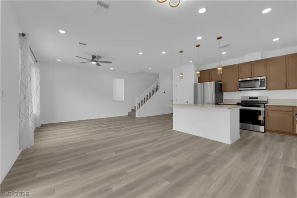 $2,700 | 10239 Estancia Hl Street, Las Vegas, NV 89141