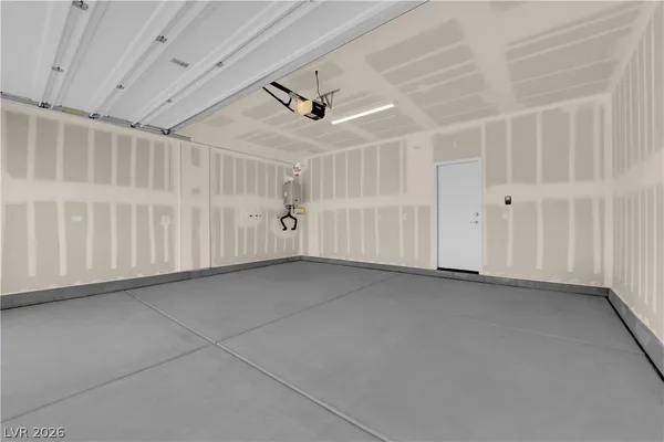 $2,700 | 10239 Estancia Hl Street, Las Vegas, NV 89141