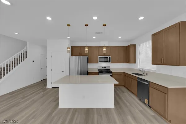 $2,700 | 10239 Estancia Hl Street, Las Vegas, NV 89141