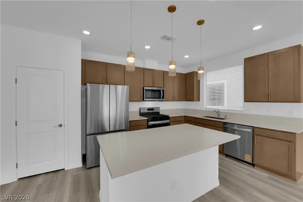 $2,700 | 10239 Estancia Hl Street, Las Vegas, NV 89141