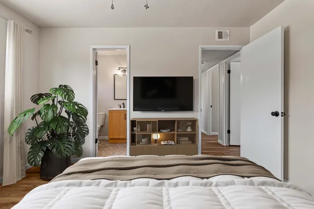 $439,900 | 1320 Aurora Street, Modesto, CA 95351