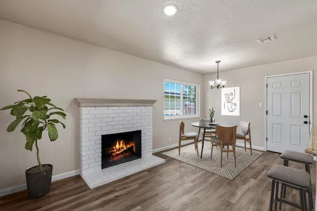 $439,900 | 1320 Aurora Street, Modesto, CA 95351