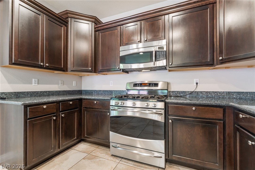 10422 Hickory Bark Road Las Vegas, NV 89135 - Photo 13 of 41