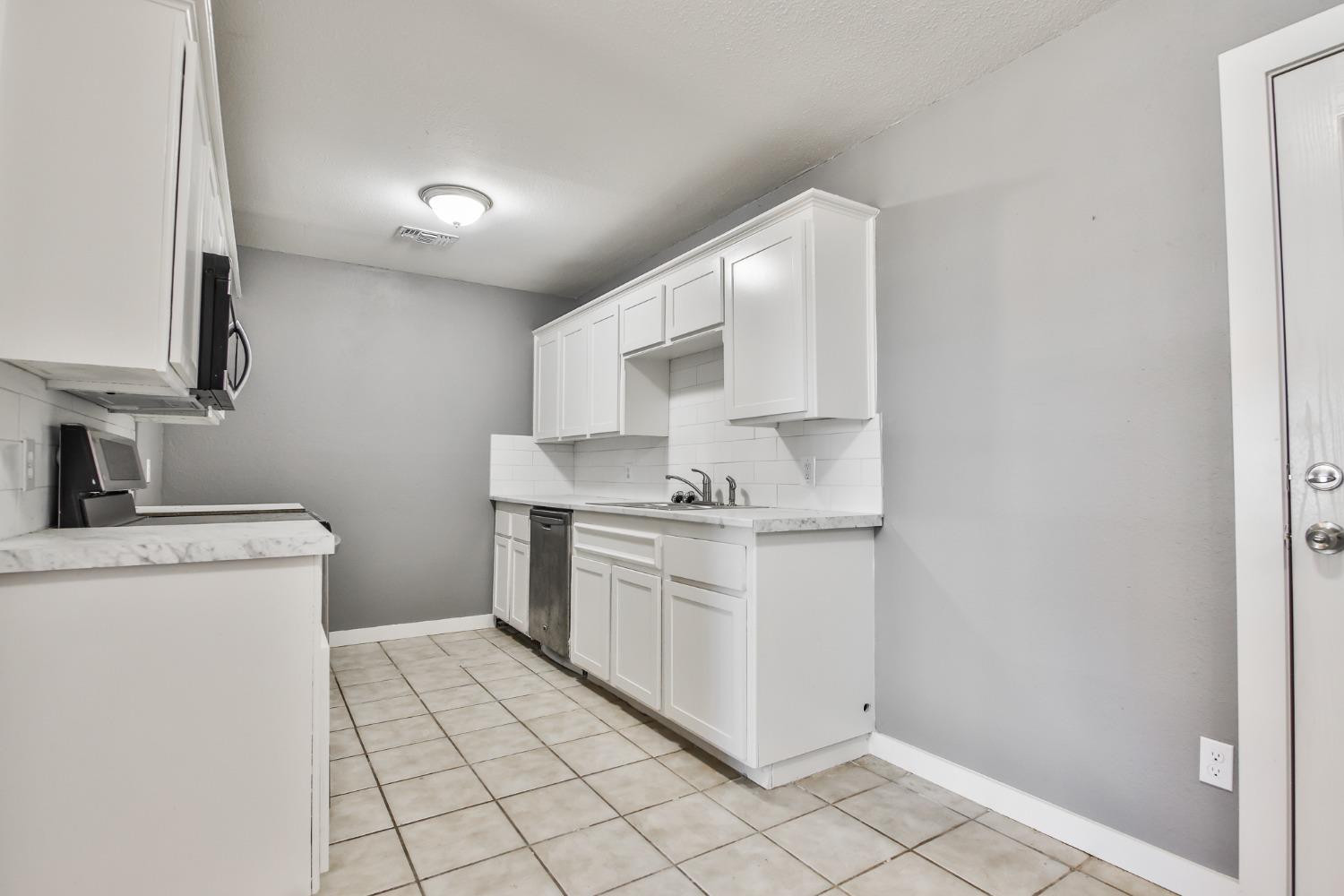 6207 20th Street Lubbock, TX 79407 - Photo 8 of 24 Photo 8