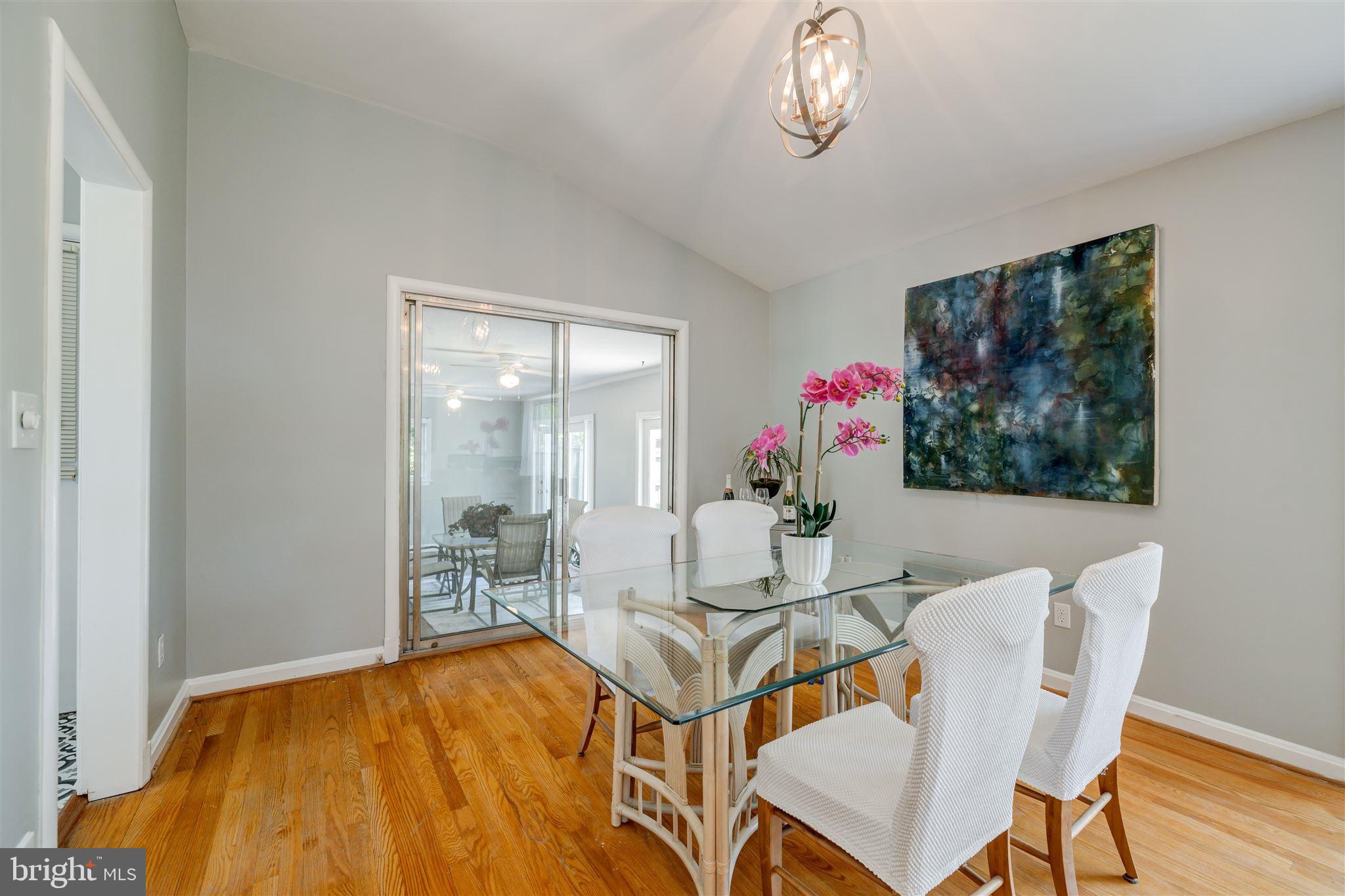 11505 Nairn Road Silver Spring, MD 20902 - Photo 3 of 14 Gallery Image 3