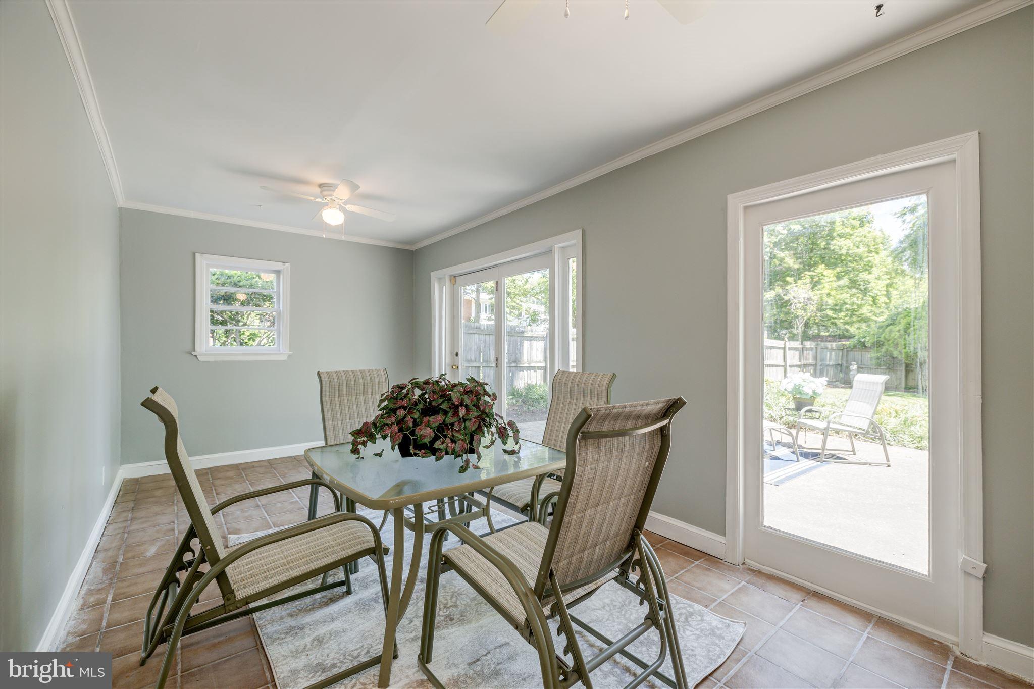 11505 Nairn Road Silver Spring, MD 20902 - Photo 4 of 14 Gallery Image 4