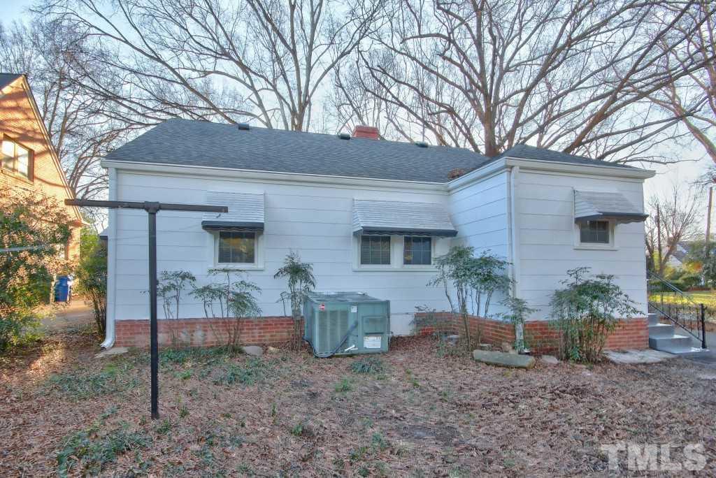 25 Bagwell Avenue Raleigh, NC 27607 - Photo 17 of 19 a view of a house with backyard and sitting area