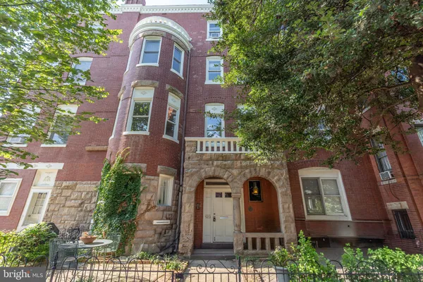 $3,600 | 523 Constitution Avenue Northeast, Unit 3, Washington, DC 20002