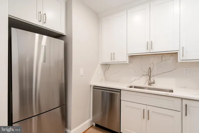 $3,800 | 523 Constitution Avenue Northeast, Unit 3, Washington, DC 20002