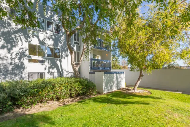 $805,000 | 1025 Shell Boulevard, Unit 7, Foster City, CA 94404