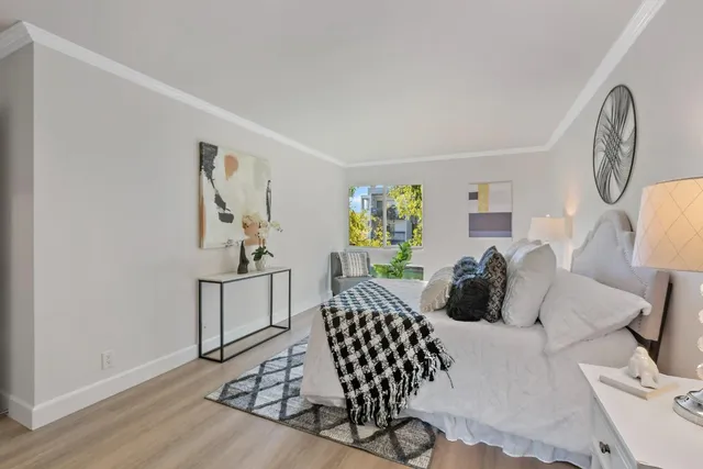 $805,000 | 1025 Shell Boulevard, Unit 7, Foster City, CA 94404